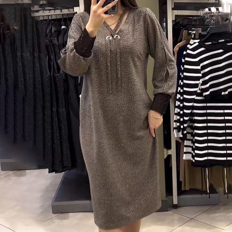 Novo vestido de malha de seda com lantejoulas e decote em V outono-inverno